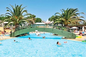 club farret swimming pool